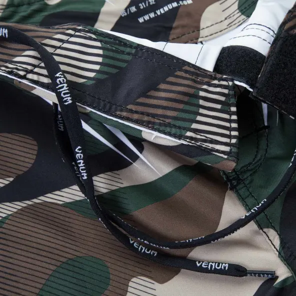 Short MMA Venum Camo Hero Verde/Marrón