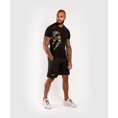 Camiseta Venum Giant Negro/Forest Camo - 8
