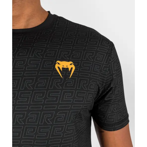 Camiseta Dry Tech Venum X Ares 2.0 Negro/Oro