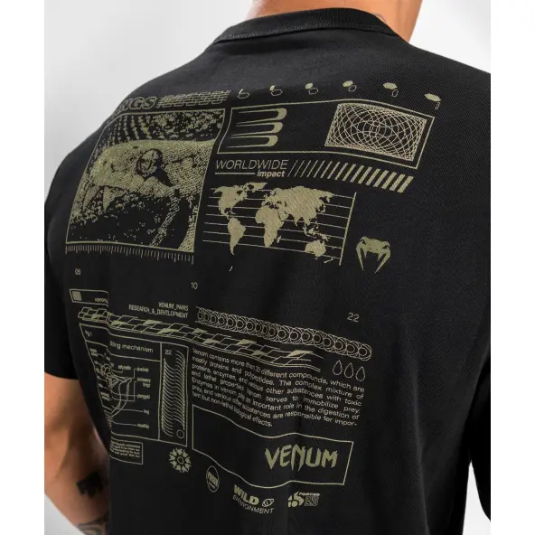 Camiseta Venum Fangs Negra