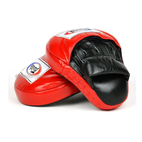 Manoplas de boxeo curvadas Fairtex Pro talla M