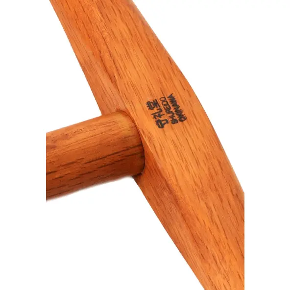 Tonfa Redondo Roble Rojo Shureido