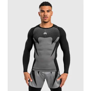 Rashguard Venum Attack mangas largas