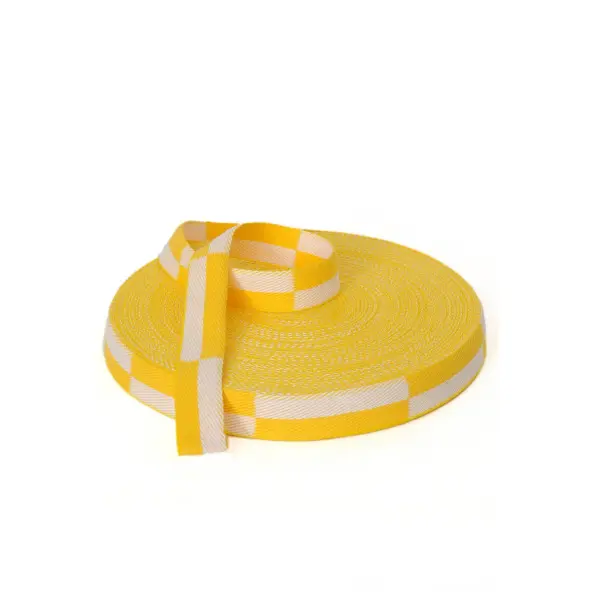 rouleau-ceinture-karate-blancjaune-0-1398241221
