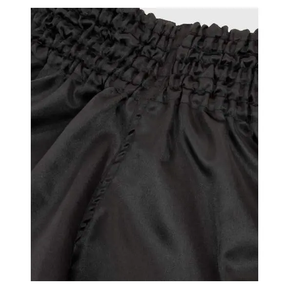 Short Boxeo Tailandés Venum Classic Negro/Blanco