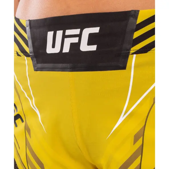 Short Mujer MMA VENUM UFC Authentic Fight Night corte corto AMARILLO