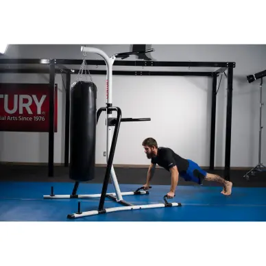 Estructura para saco de boxeo y fitness Century - 22