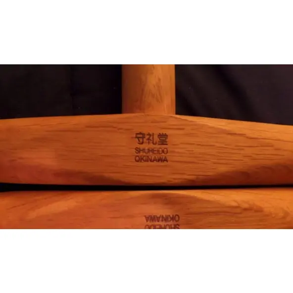 Tonfa Redondo Roble Rojo Shureido
