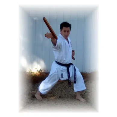 Tonfa Redondo Roble Rojo 50cm, Importado de Asia