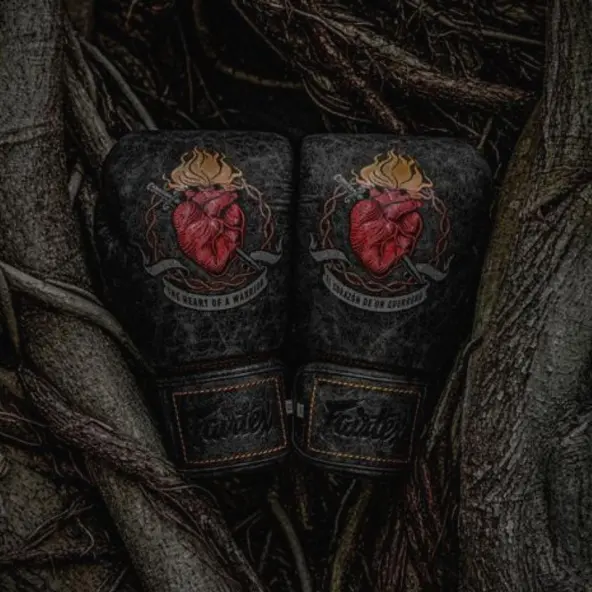 Guantes de boxeo Fairtex Atencio el Corazón de Guerrero