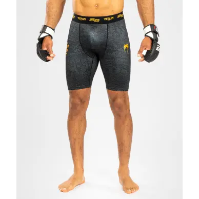 Short de Compresión Vale Tudo Venum X Ares 2.0 - Negro/Oro - 4