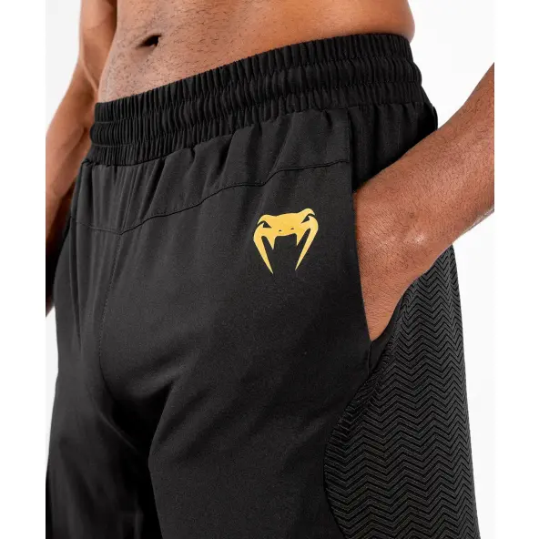 Short Deportivo Venum G-Fit Negro/Oro
