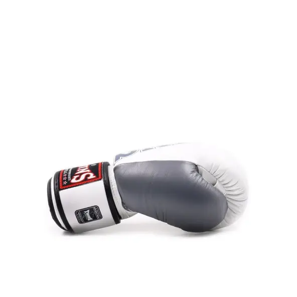Guantes de boxeo Twins BGVL8