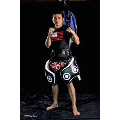 Protector de muslos Fairtex TP3