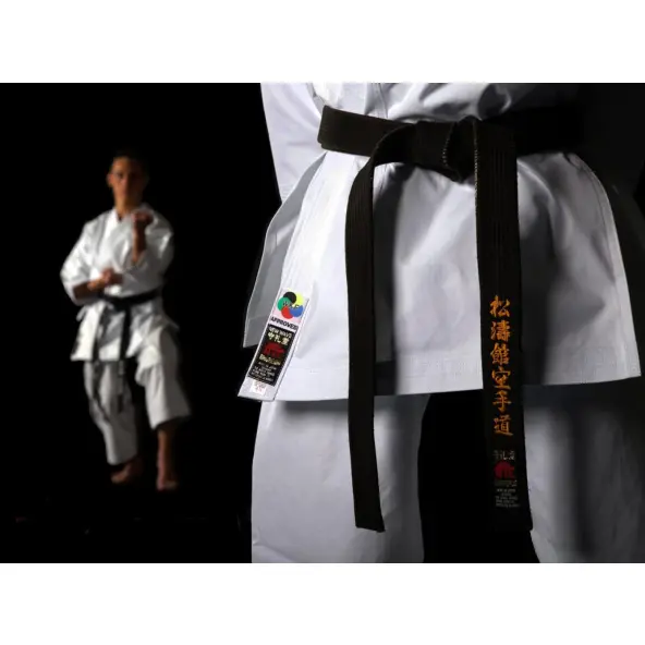 Kimono de Karate Shureido New Wave NW-3 corte kata
