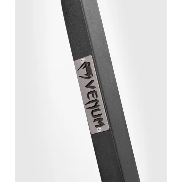 Estructura para saco de boxeo Venum