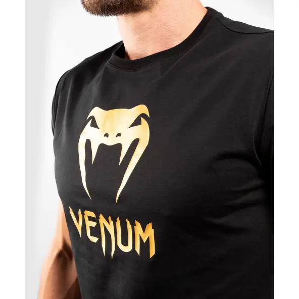 Camiseta Venum Classic Negra/Dorada