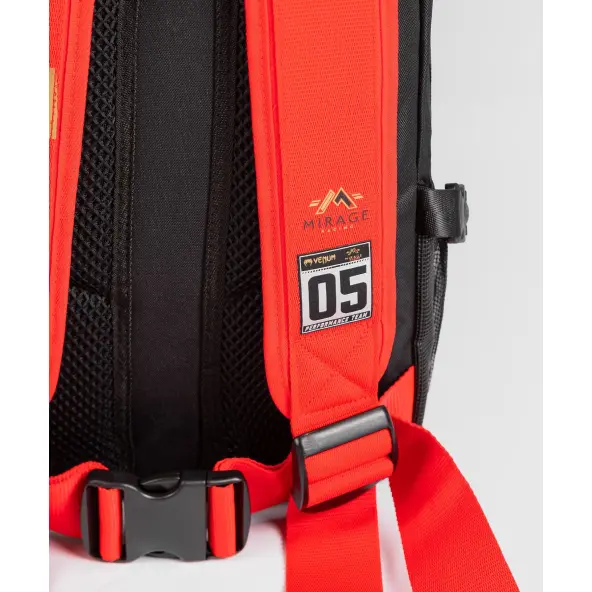 Bolsa de deporte Venum Convertible X Mirage Negro/Oro