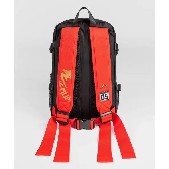 Bolsa de deporte Venum Convertible X Mirage Negro/Oro