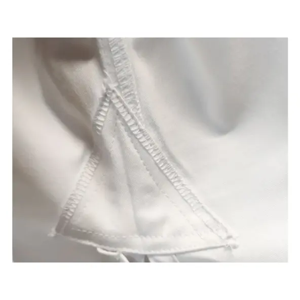 Kimono Karate Punok Gold corte kata WKF con logo bordado