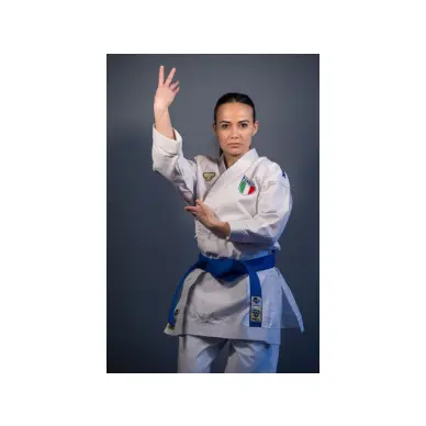 Kimono Karate Punok Gold corte kata WKF con logo bordado - 25