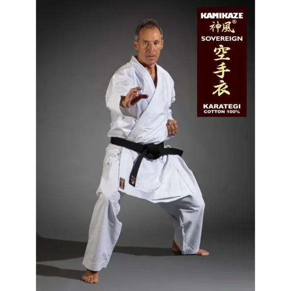Kimono de Karate Kamikaze Sovereign corte Clásico