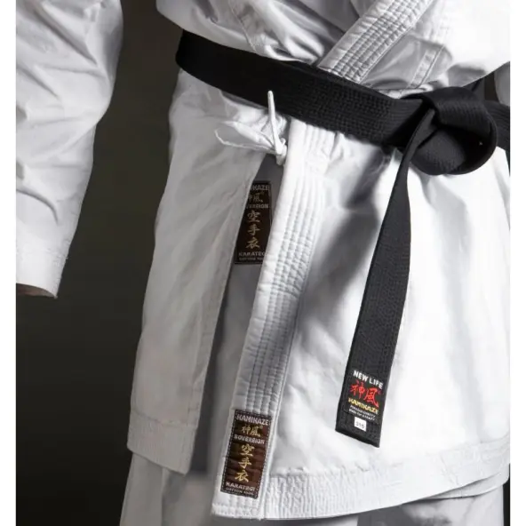 Kimono de Karate Kamikaze Sovereign corte Clásico