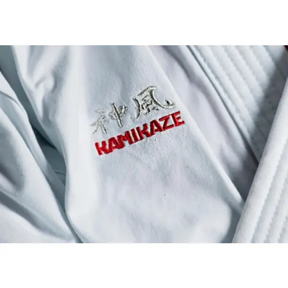 Kimono de kárate Kamikaze Premier corte Kata