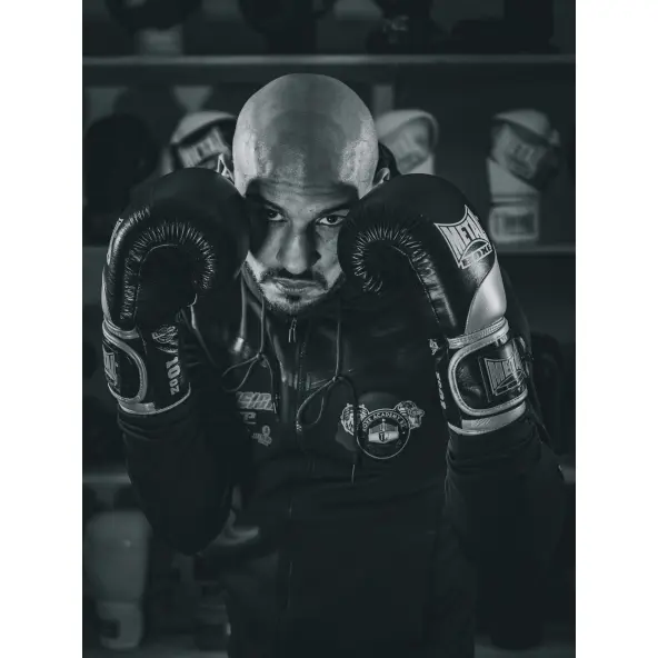 Guantes de Boxeo Omega 100% Cuero