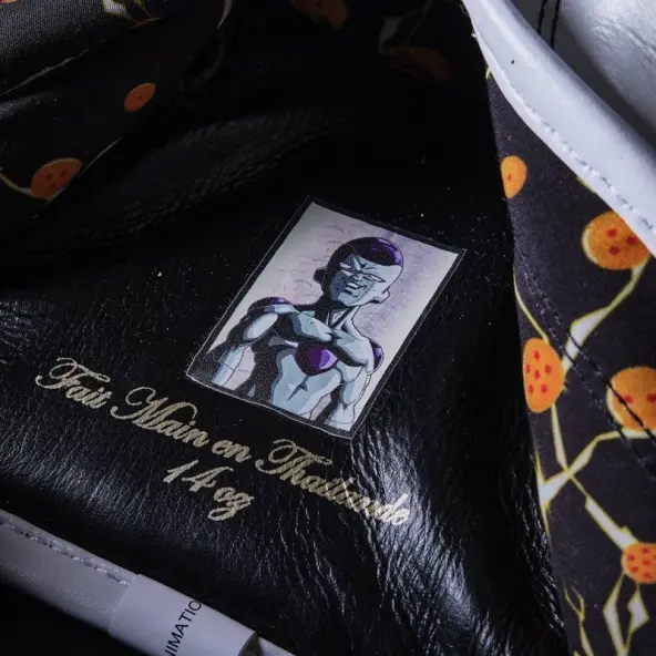 Guantes de Boxeo Dragon Ball Z Frieza - Edición Limitada Elion