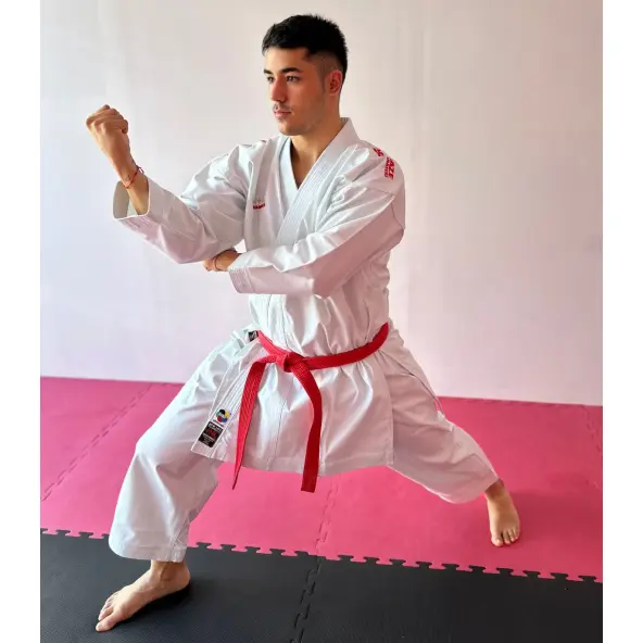 Kimono de Karate Kaiten Monarch corte Kata WKF con logo bordado