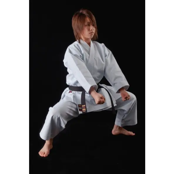 Kimono de kárate Tokaido Yakudo Corte Kata hecho en Japón