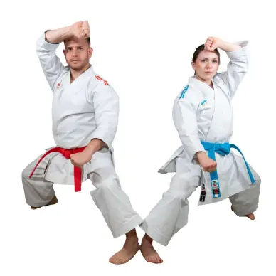 Kimono de Karate Kaiten Saizen Corte Kata WKF con logo bordado