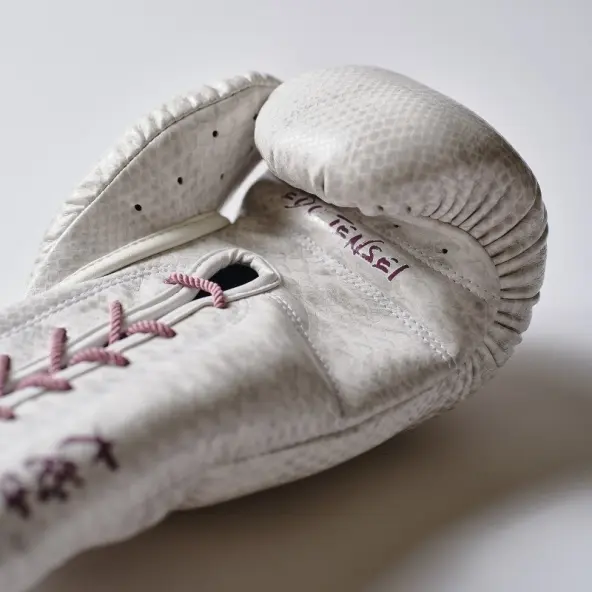 Guantes de Boxeo Naruto Shippuden X Elion Paris Edición Limitada Orochimaru