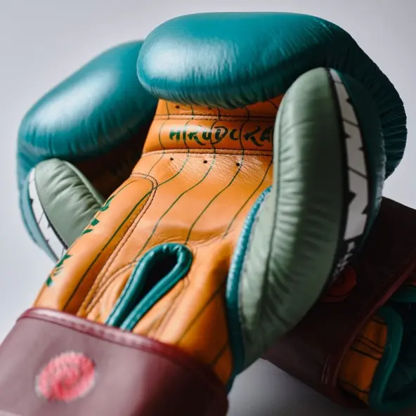 Guantes de Boxeo Naruto Shippuden X Elion Paris Edición Limitada Gaï