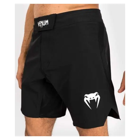 Short MMA-Combat Venum Contender-Negro/Blanco