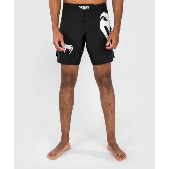 Short MMA Venum Light 5.0 Negro/Blanco