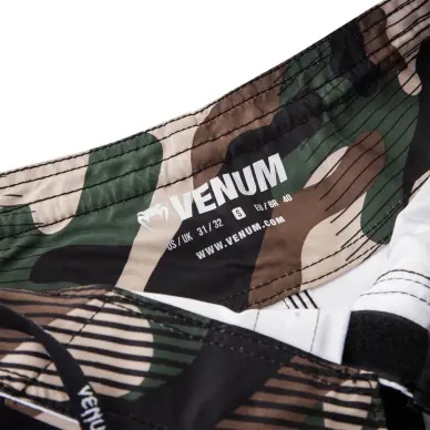 Short MMA Venum Camo Hero Verde/Marrón