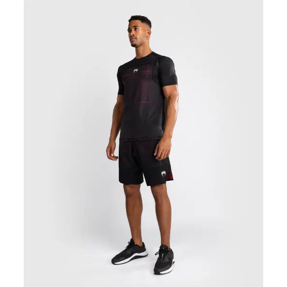 Camiseta Venum Dry Tech Razor Negro/Oro
