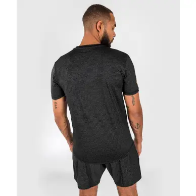 Camiseta Dry Tech Venum X Ares 2.0 Negro/Oro