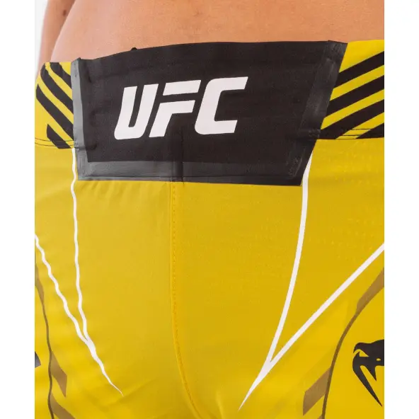 Short de Mujer MMA VENUM UFC Authentic Fight Night corte largo AMARILLO