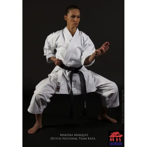 Kimono de Karate Shureido New Wave NW-3 corte kata