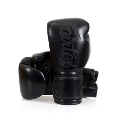 Guantes de boxeo de entrenamiento Fairtex Solid Black 100% cuero