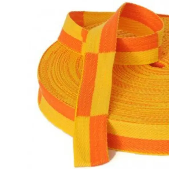 Rollo de cinturón de kárate
