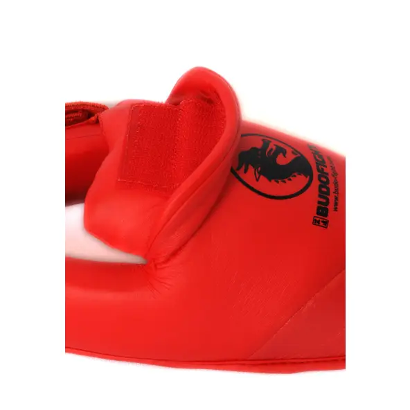 Espinilleras y protectores de pies de kárate FFK